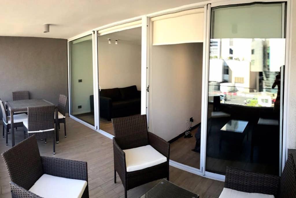 Agradable Depto. mirando a Cl�nica Las Condes