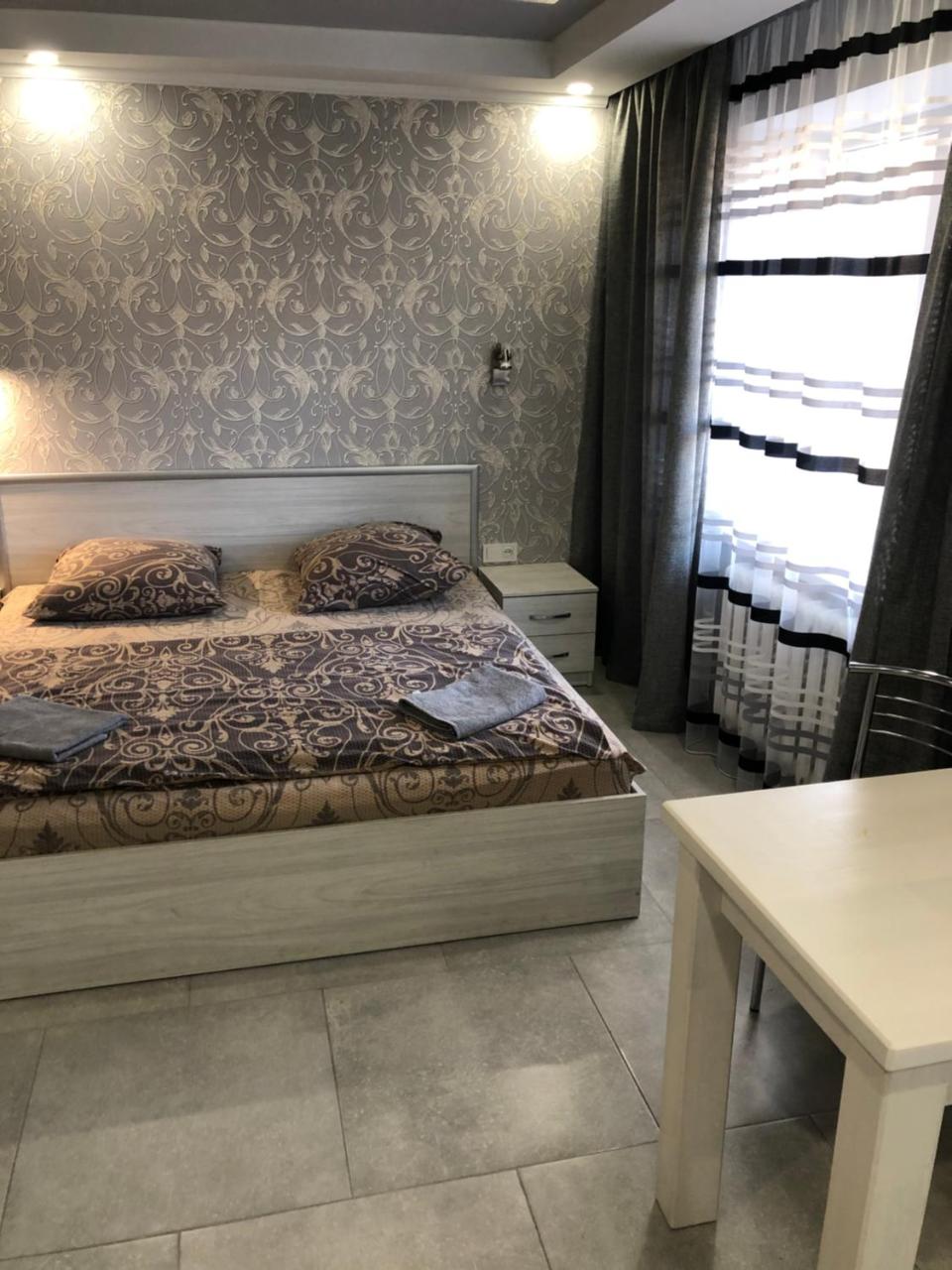 Gagarina 6/42 - Housity