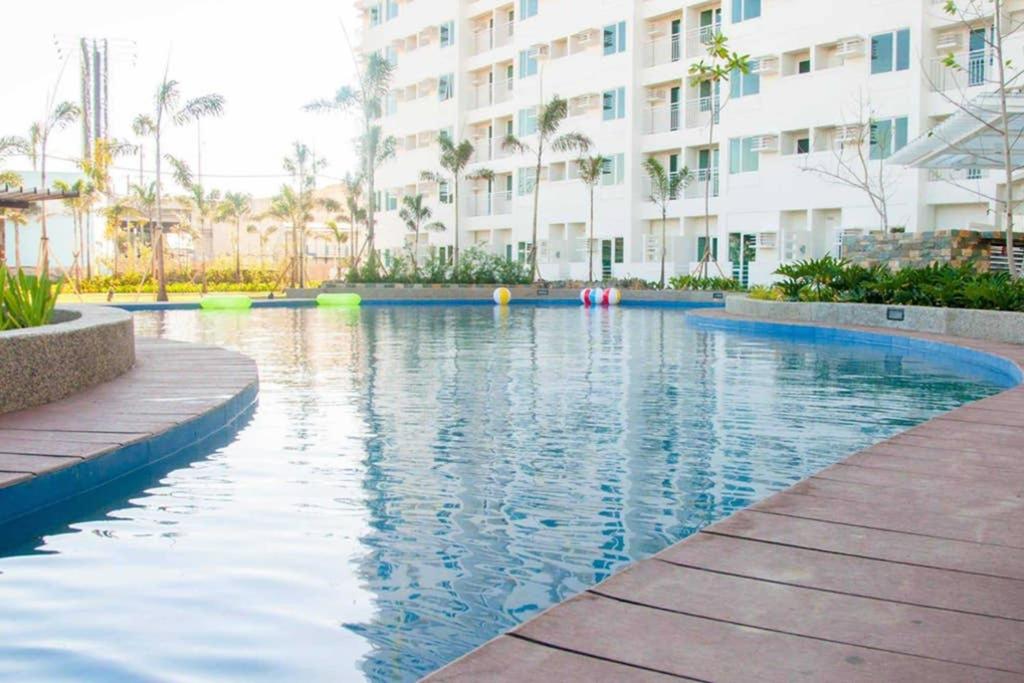 Clean and Affordable Studio Near Airport Manila