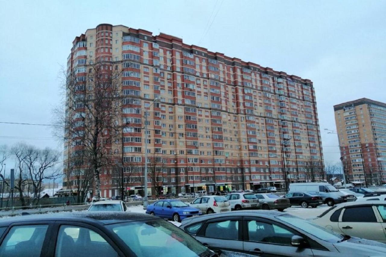 Uiutnaia kvartira posutochno v sergievom posade - Housity