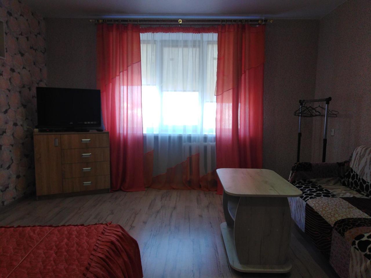 Kvartira na sutki tsentr - Housity