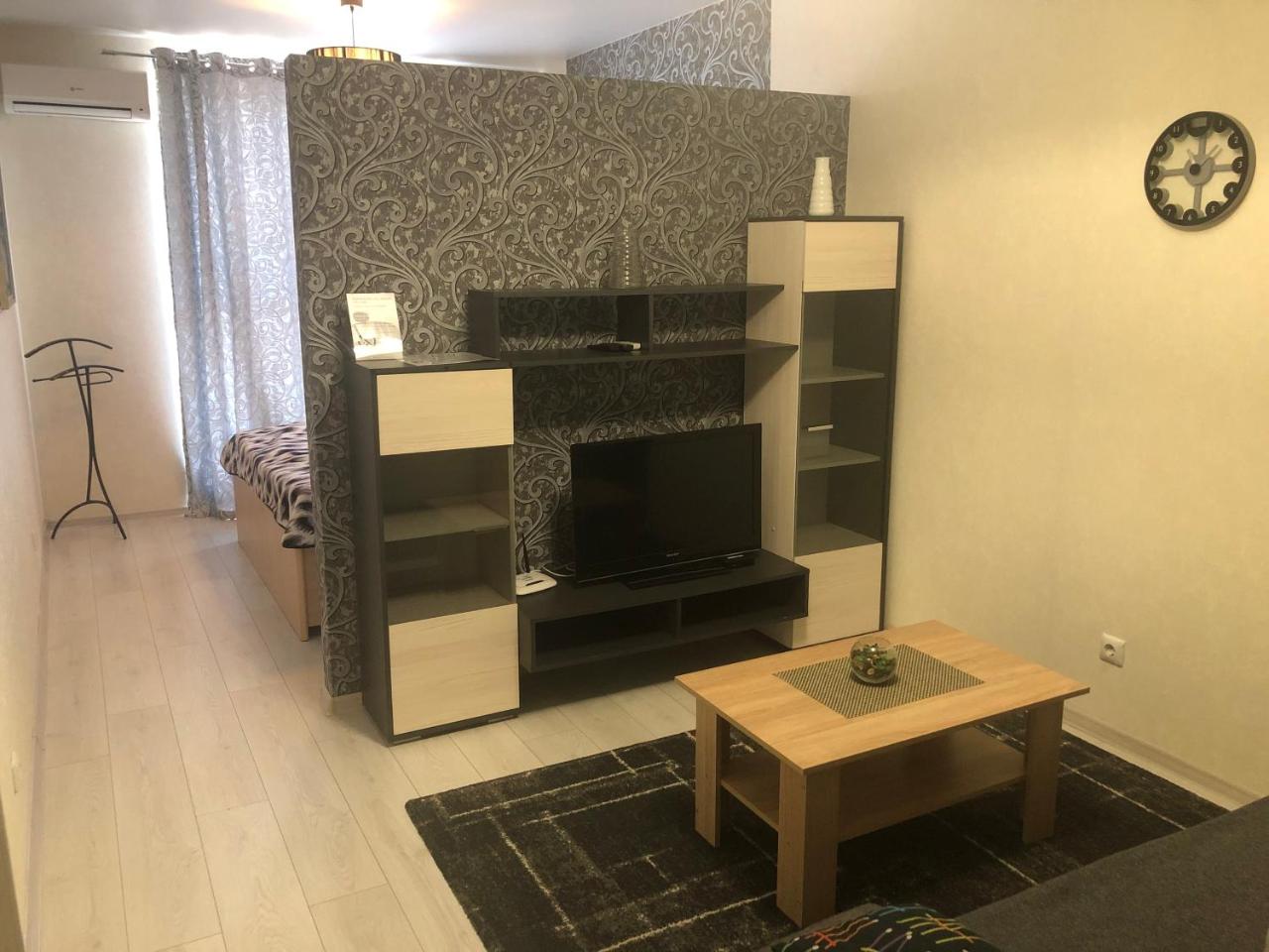 Apartment On Krasnaya 176 - Housity