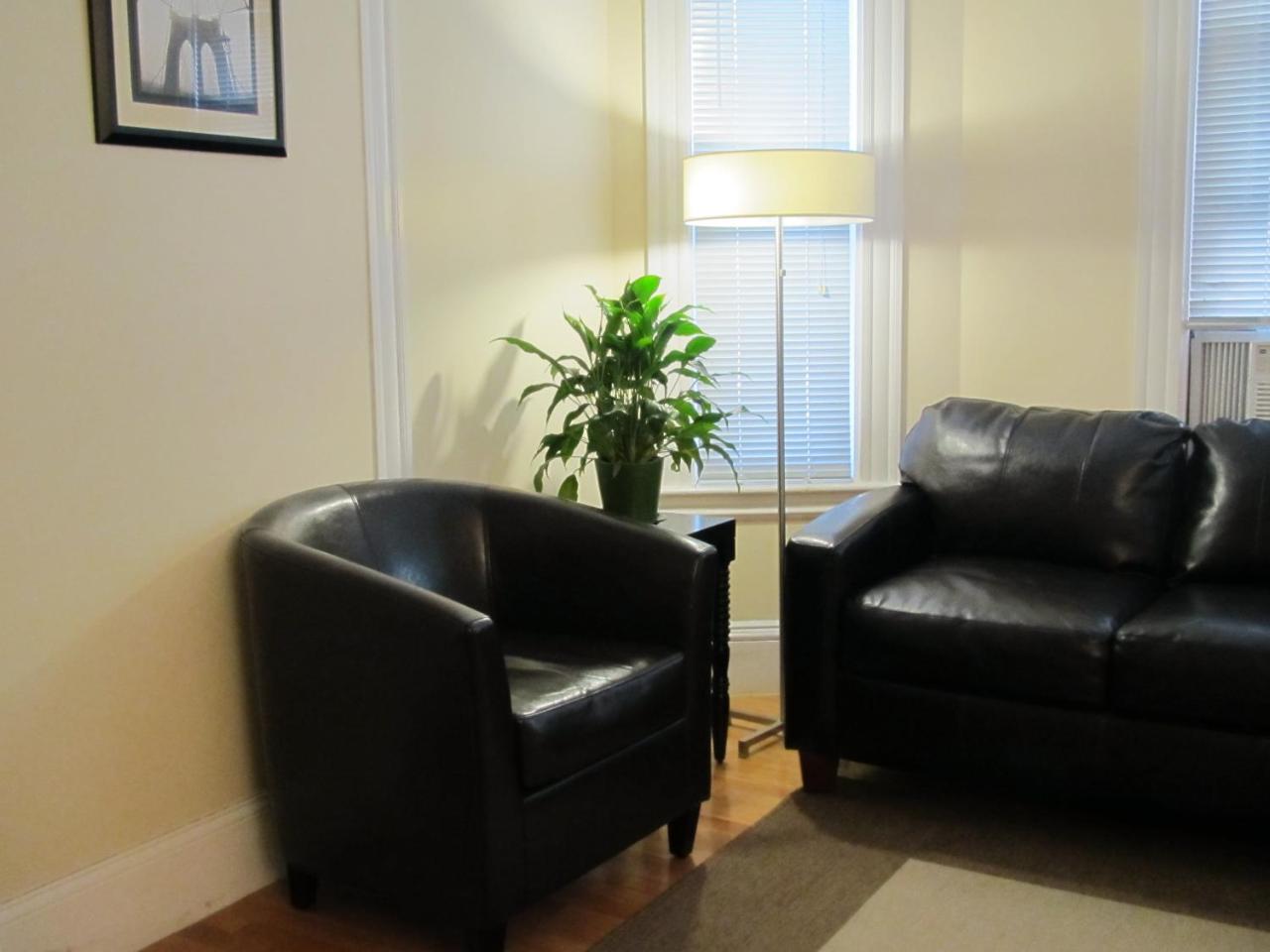 Image: Bowers House BnB Harvard MIT Cambridge Boston