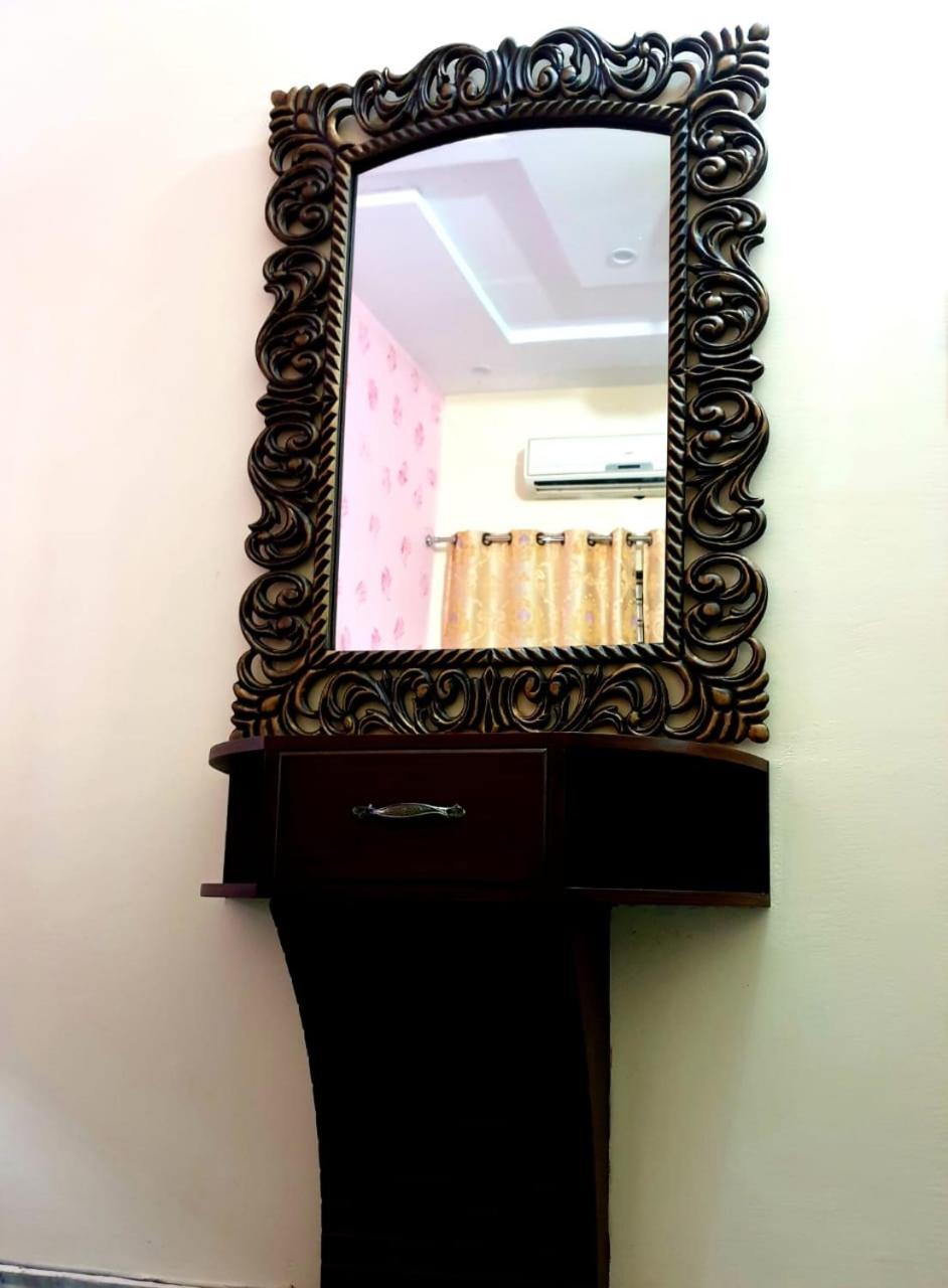 Huzaifa apartments - Housity