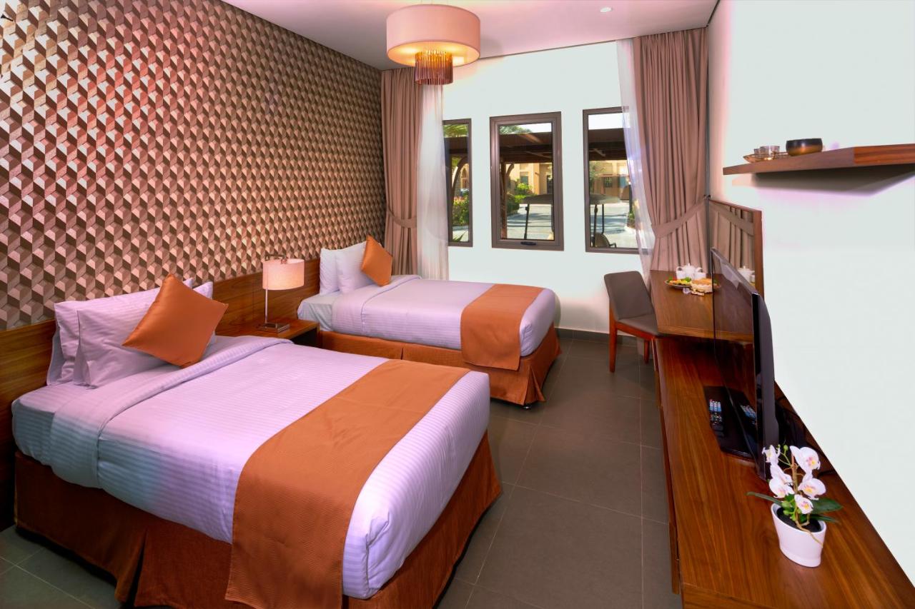 Three Bedroom Luxury Villa with Temperature-Controlled Private Pool