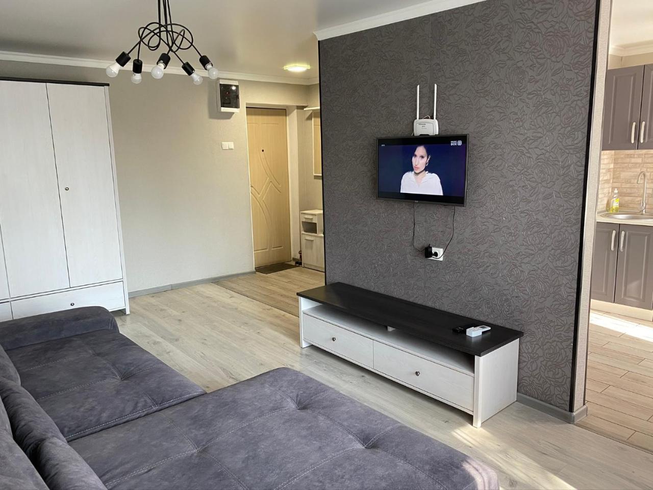 on boulevard of the World - Housity