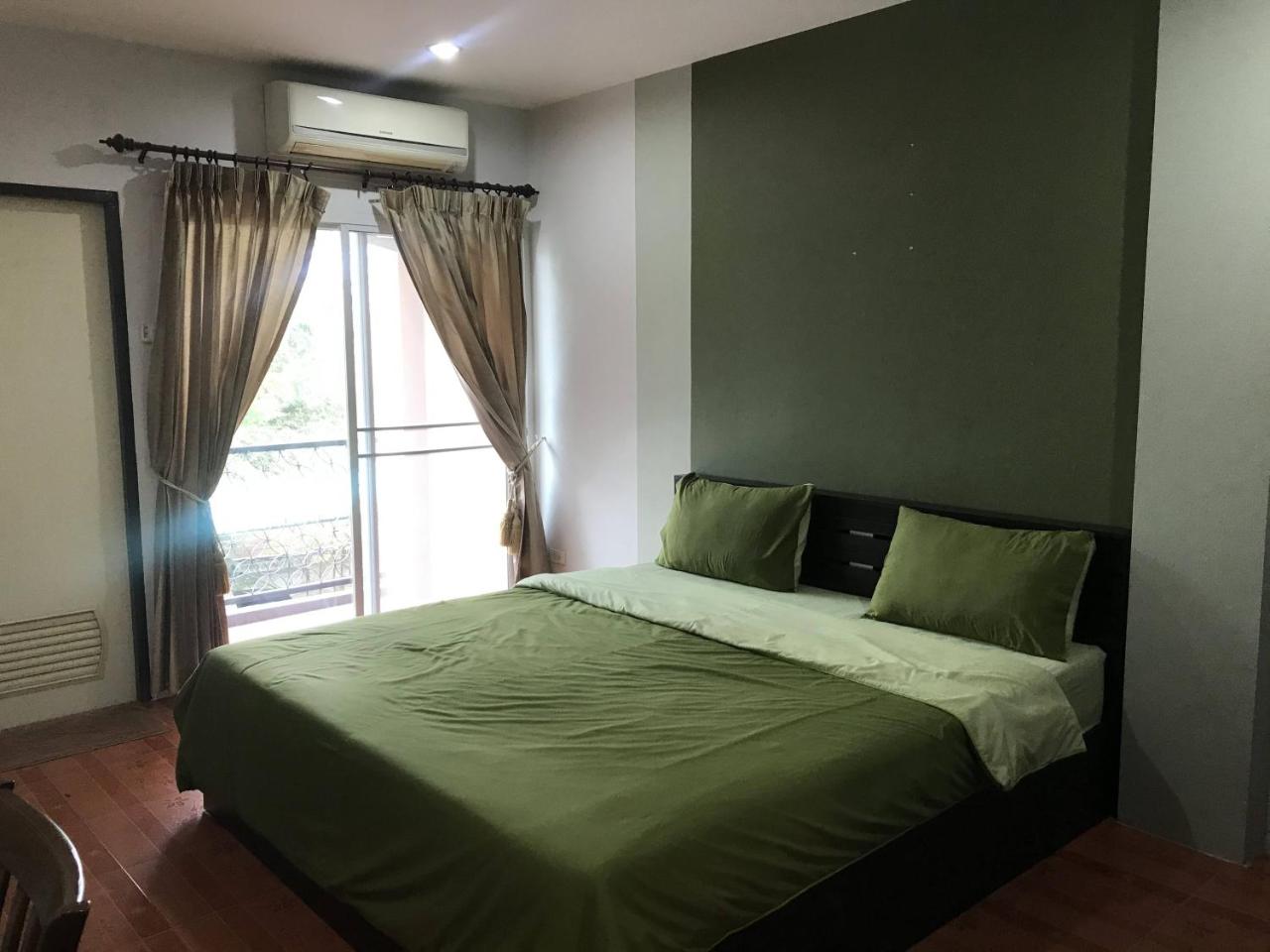 Iyara Apartment - Housity