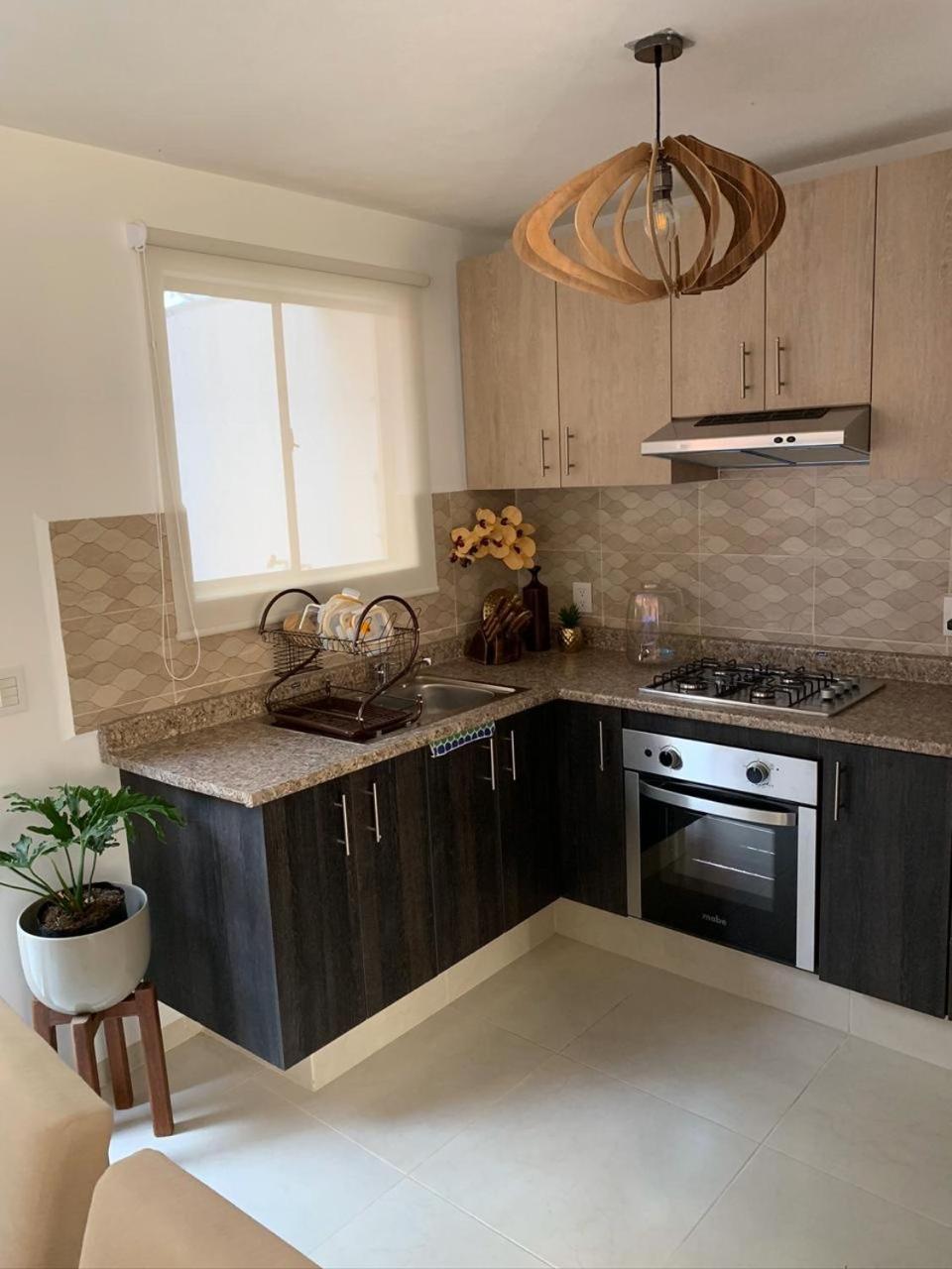 Linda casa nueva al sur de Leon, Gto. - Housity