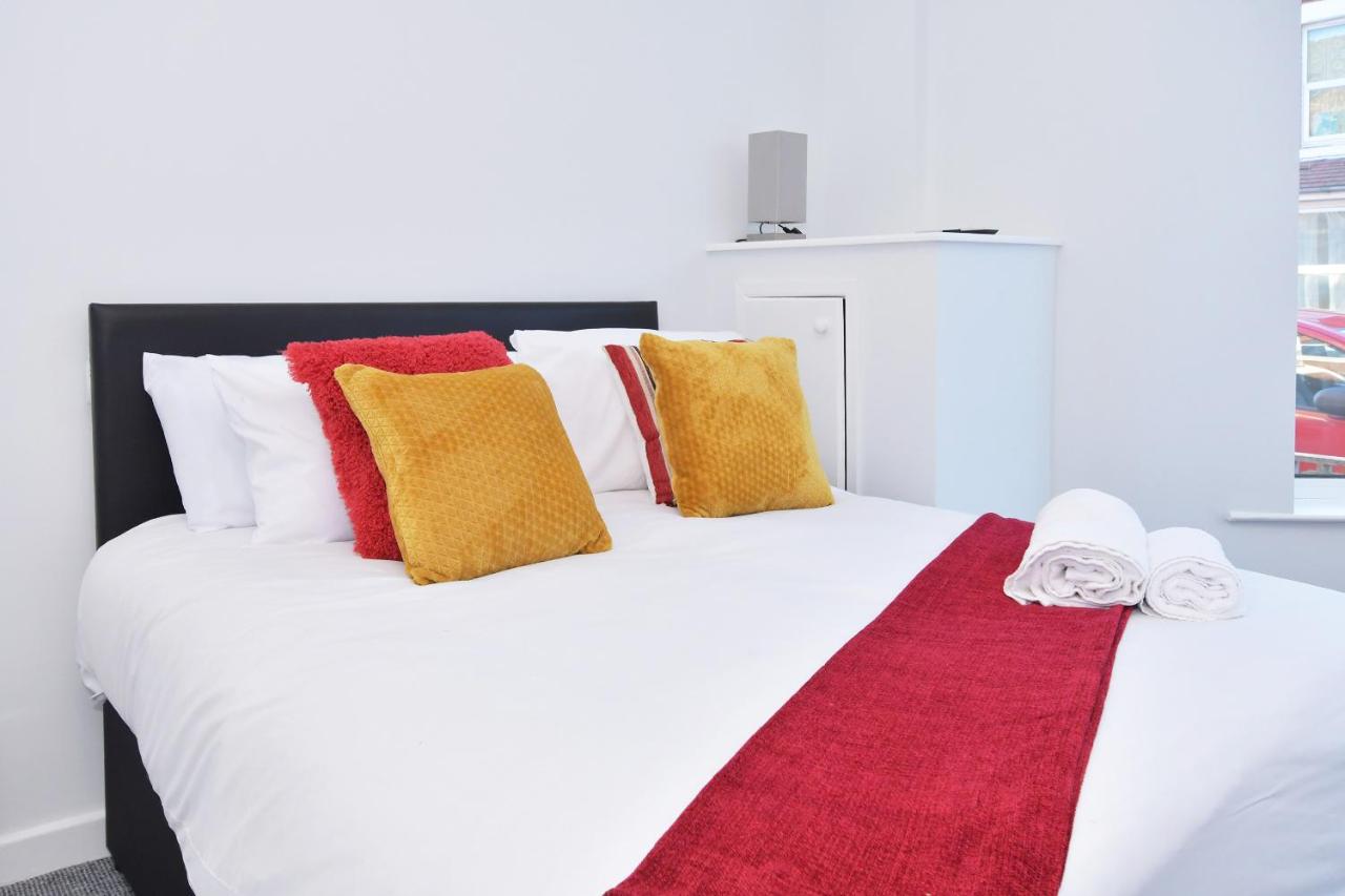 Townhouse @ Brunswick Place Stoke - Housity