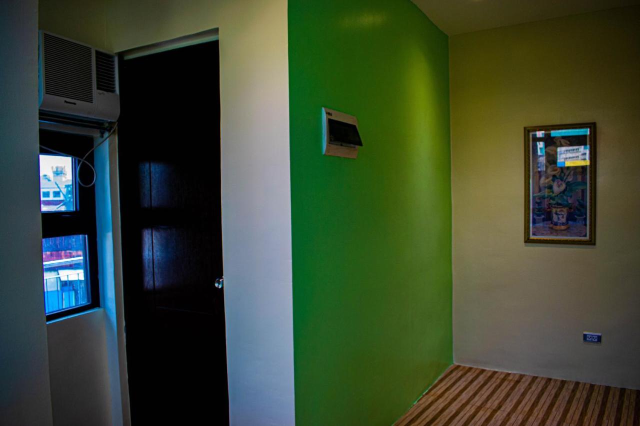 for Rent at Quiapo (Studio Type) - Housity