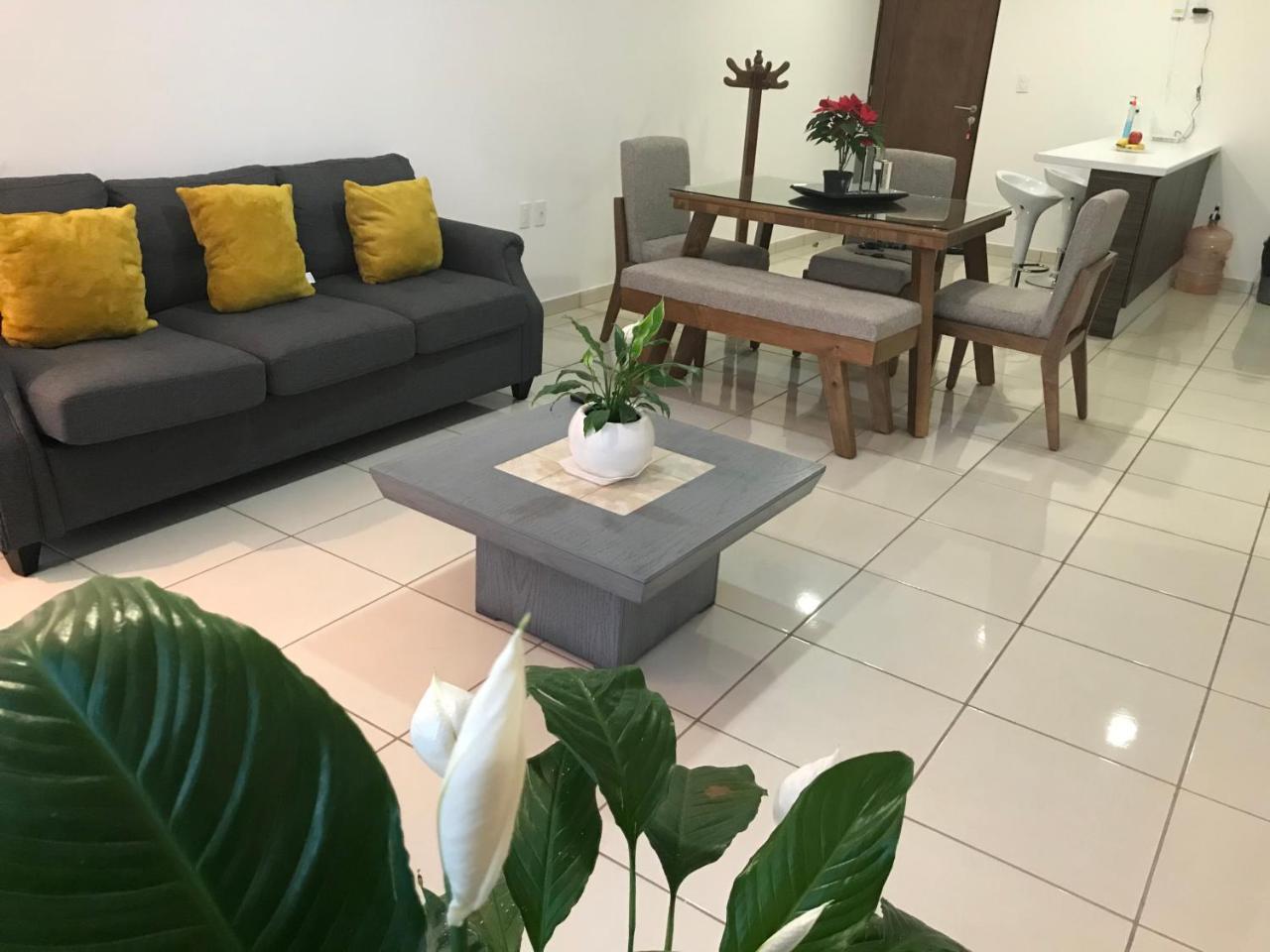 Excelente Departamento muy Céntrico - Housity