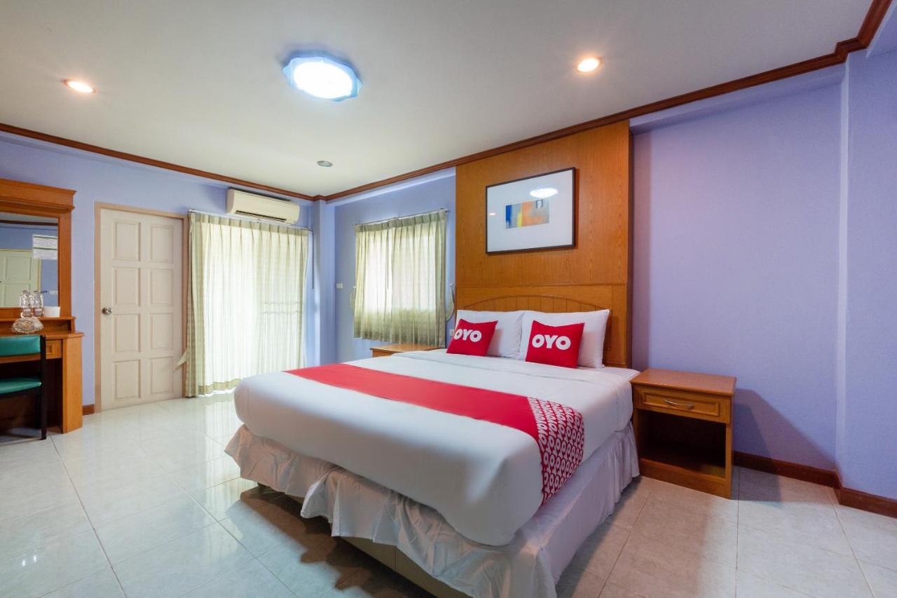 OYO 827 Preechana Golden Place Service Apartment - Housity