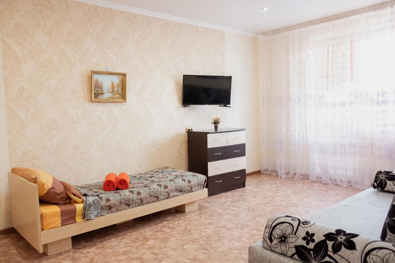Mirnaia na mira - Housity