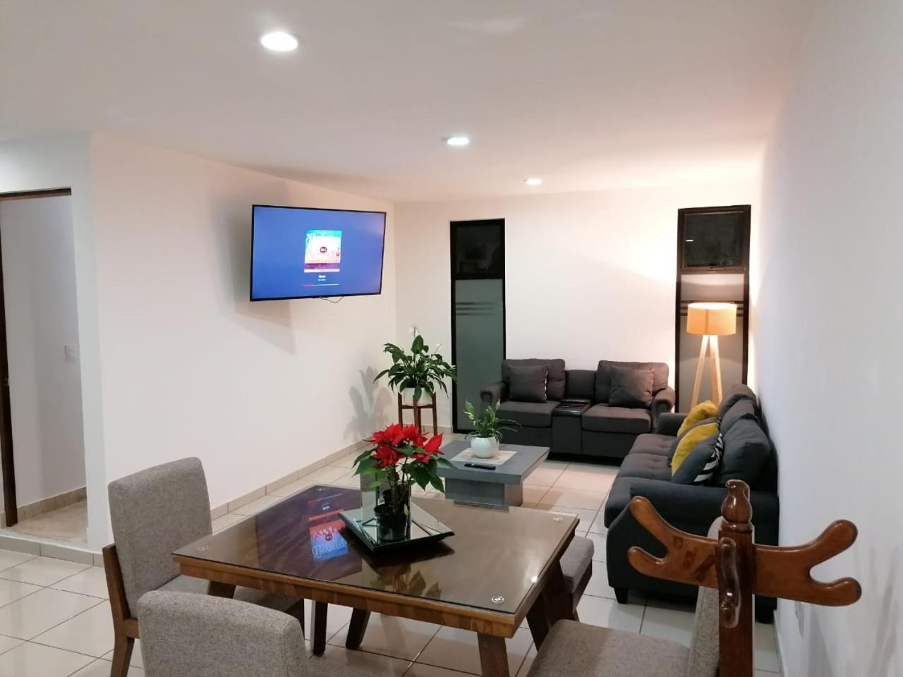 Excelente Departamento muy Céntrico - Housity