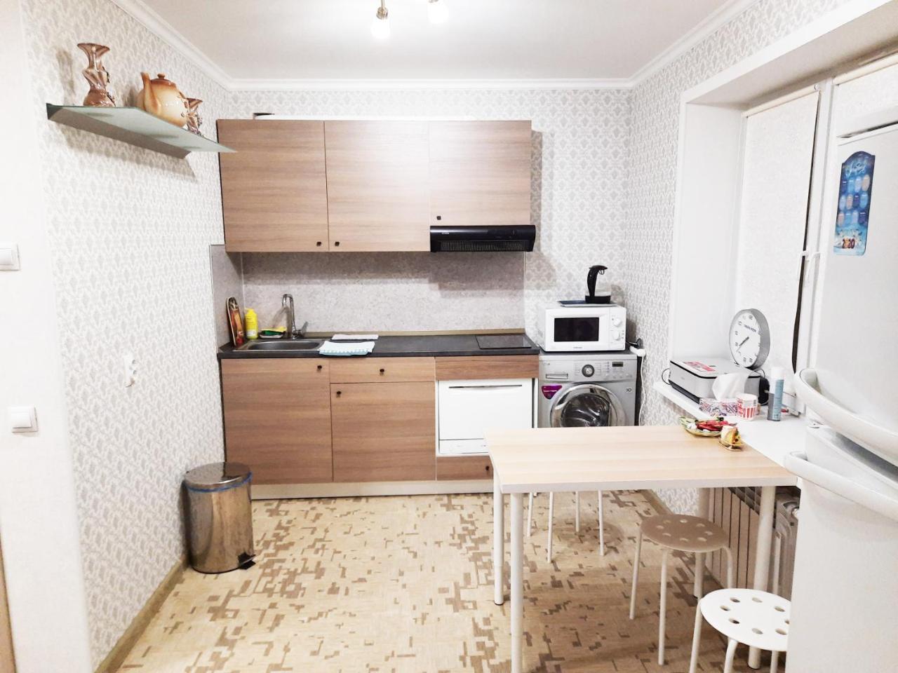 Studiia tomas kovrov1 - Housity