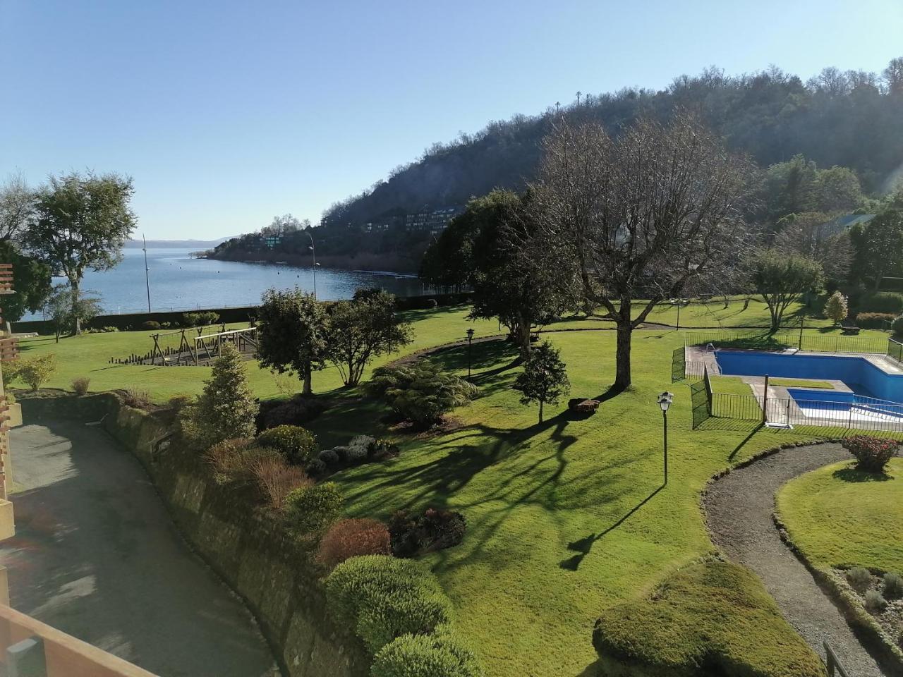 Departamento en el Centro de Puc�n, Hermosa vista al lago !!