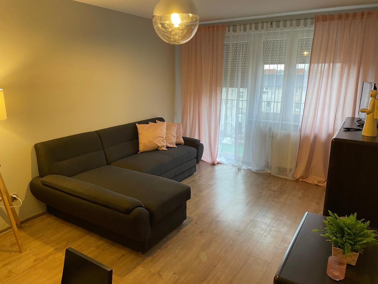 Apartament 11 - Housity