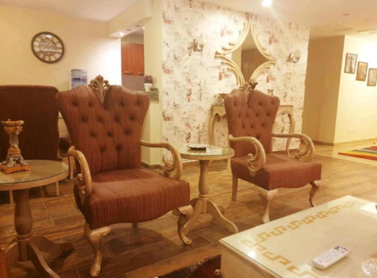 Hamad palace  in Multan - Housity