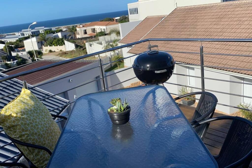 Port Elizabeth - See the Bay 1 - Housity