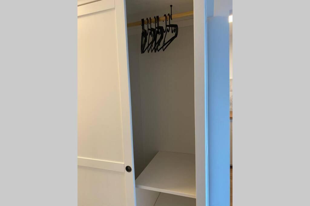 Modern studio apartment at park&stadium near city center - Housity