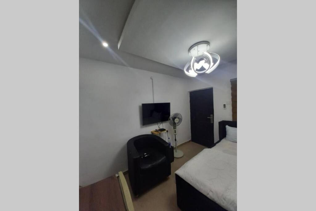 Dinero Vista  - Surulere, Lagos - Housity