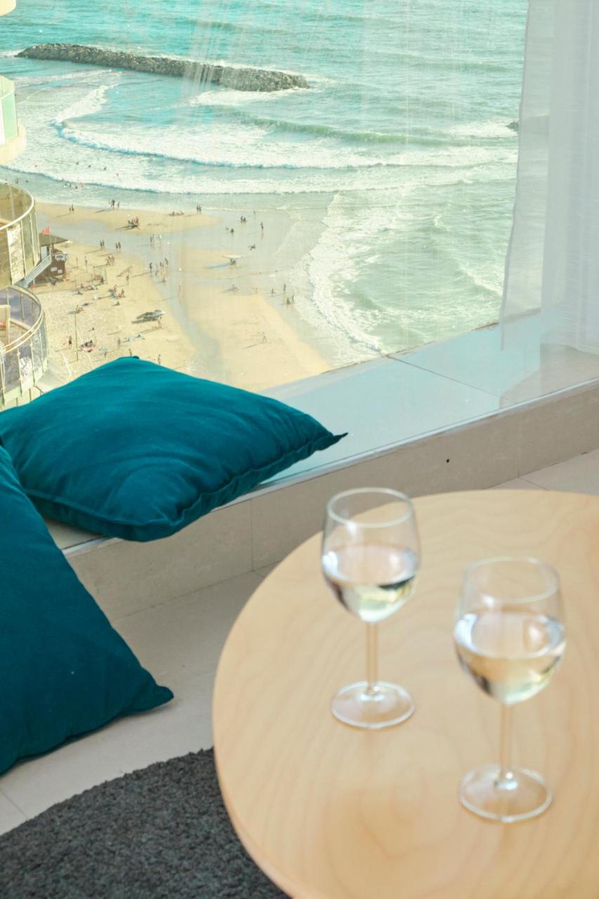 Sunny sea view studio - Housity