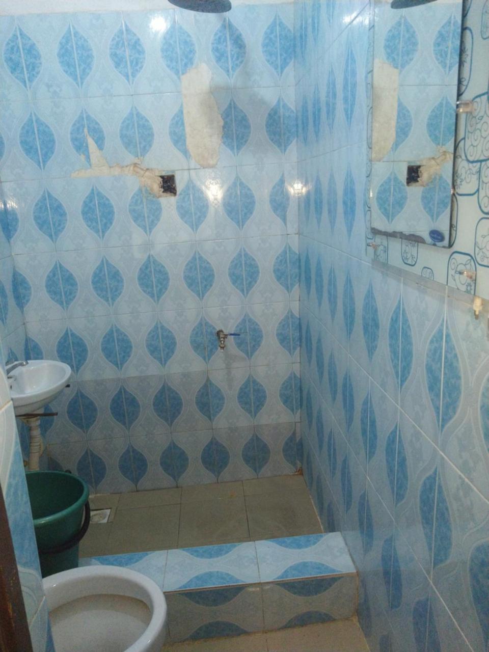 Mantle s- Studio - Housity