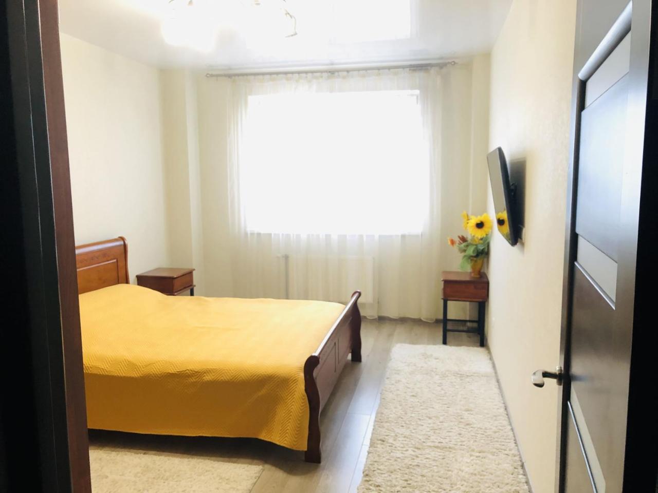 s on Zakharova 24 - 2 rooms - Housity