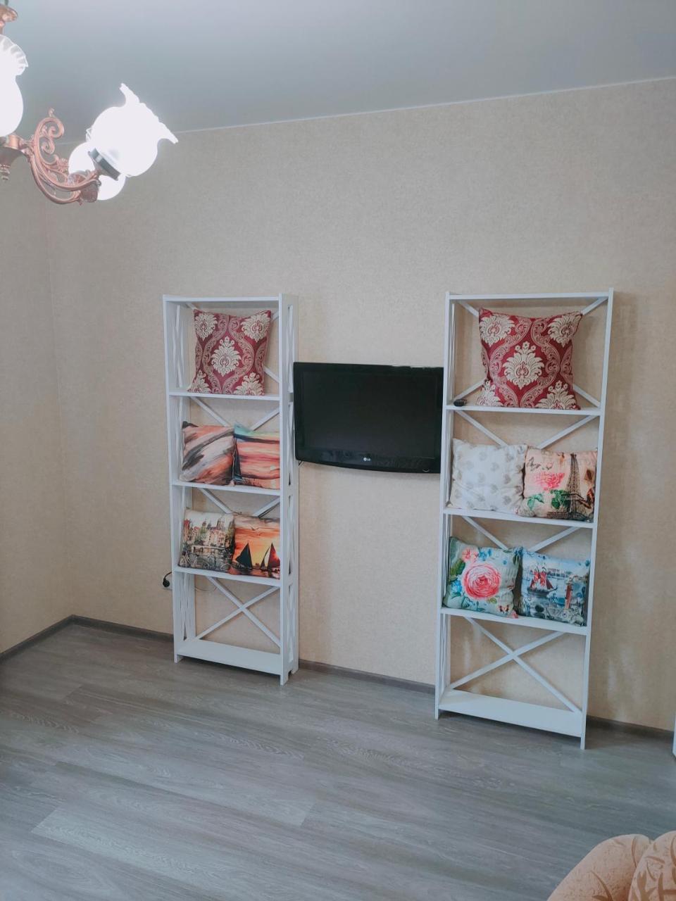 on Ulitsa Podolnaya - Housity