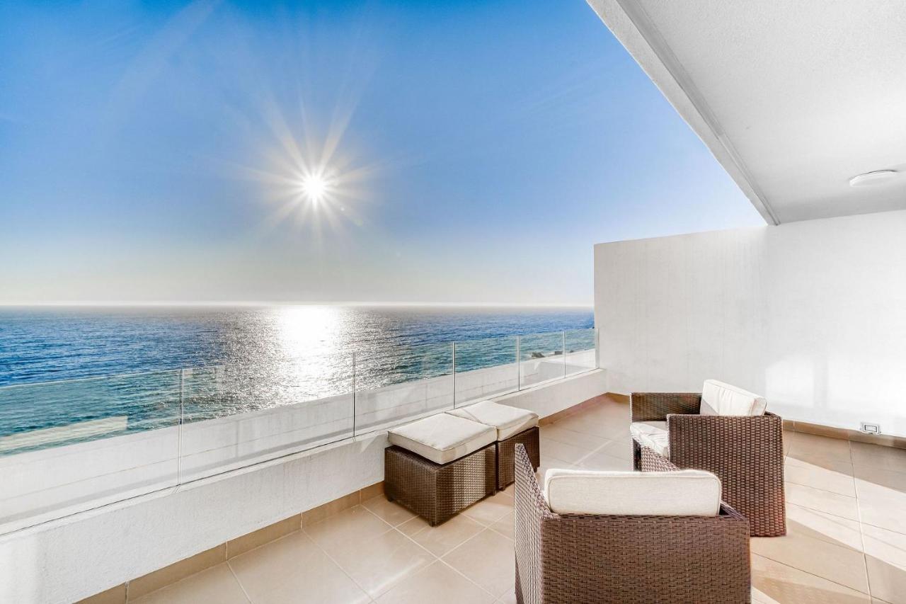 Exclusivo depto frente al mar en Cochoa.