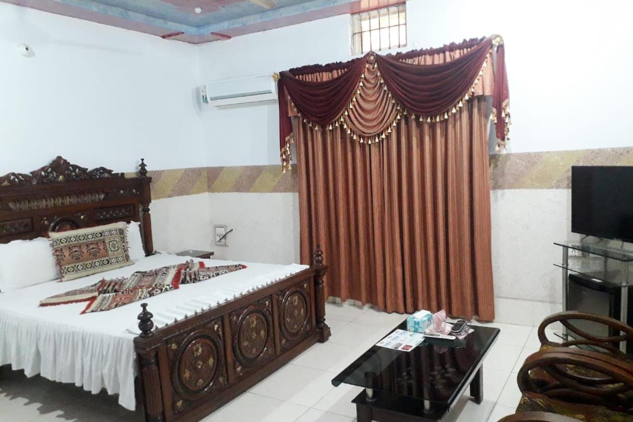 Indus Guest House Housity