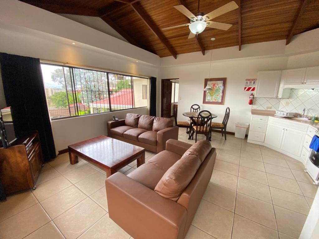 Casa Reflejos City View - Housity