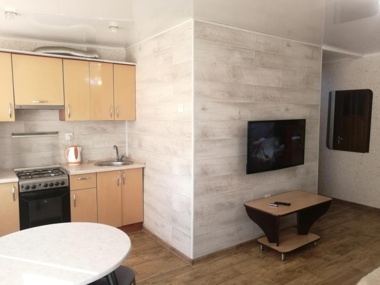 Lenina 10 - Housity