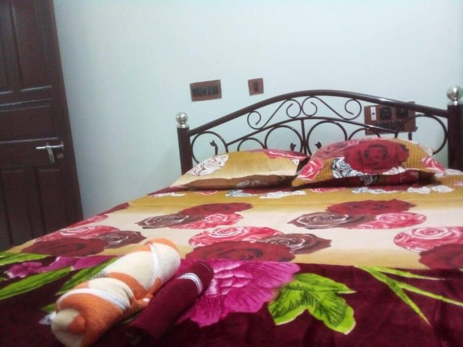Studio  near Dum Dum Airport - Housity