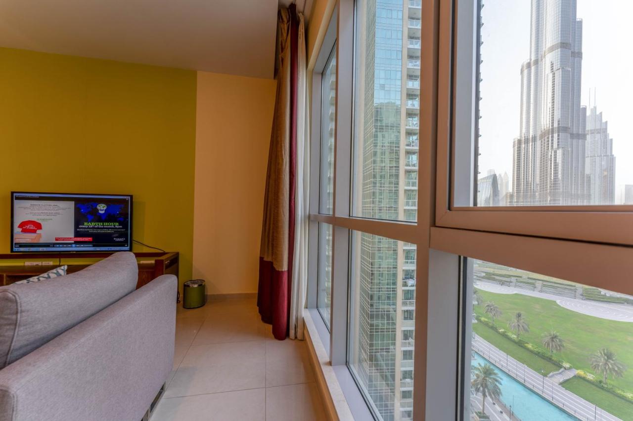 2 Bedroom, Balcony Burj Khalifa View, Smoking