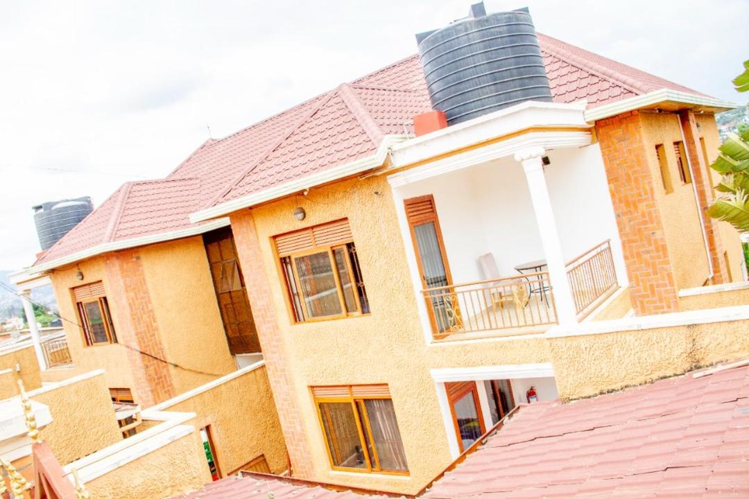 ROOMS TO Stay AT BLB Near NYANDUNGU PARK - Housity