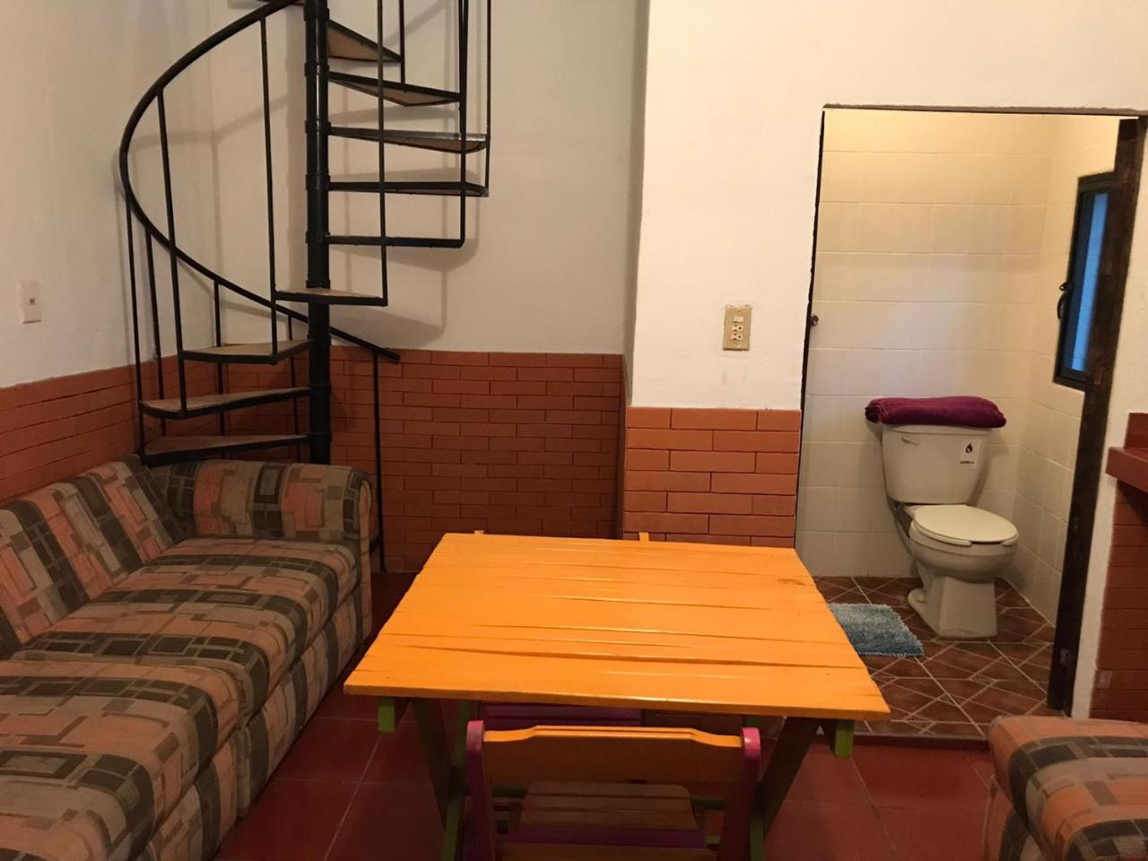 El Sol - Housity
