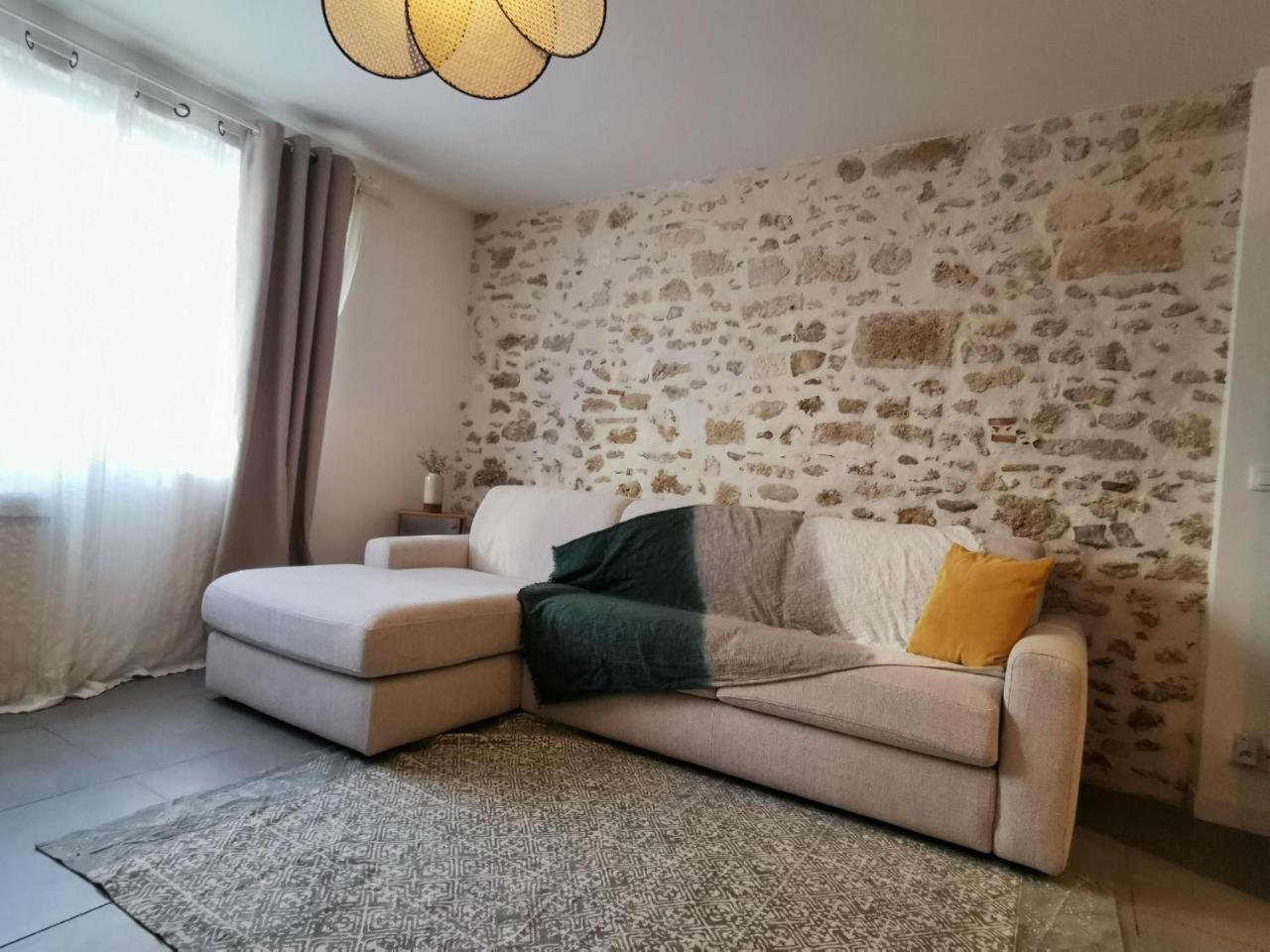 Beautiful one-bedroom apartment at the Beaux Arts - Housity