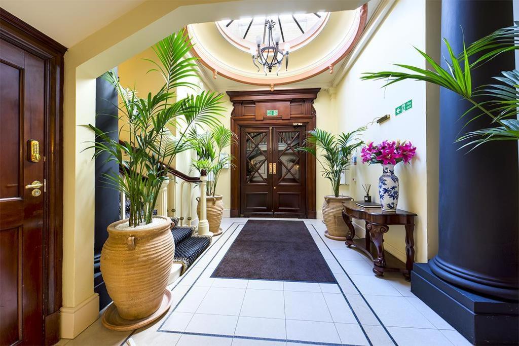 Stunning  in the Heart of Southampton - Housity
