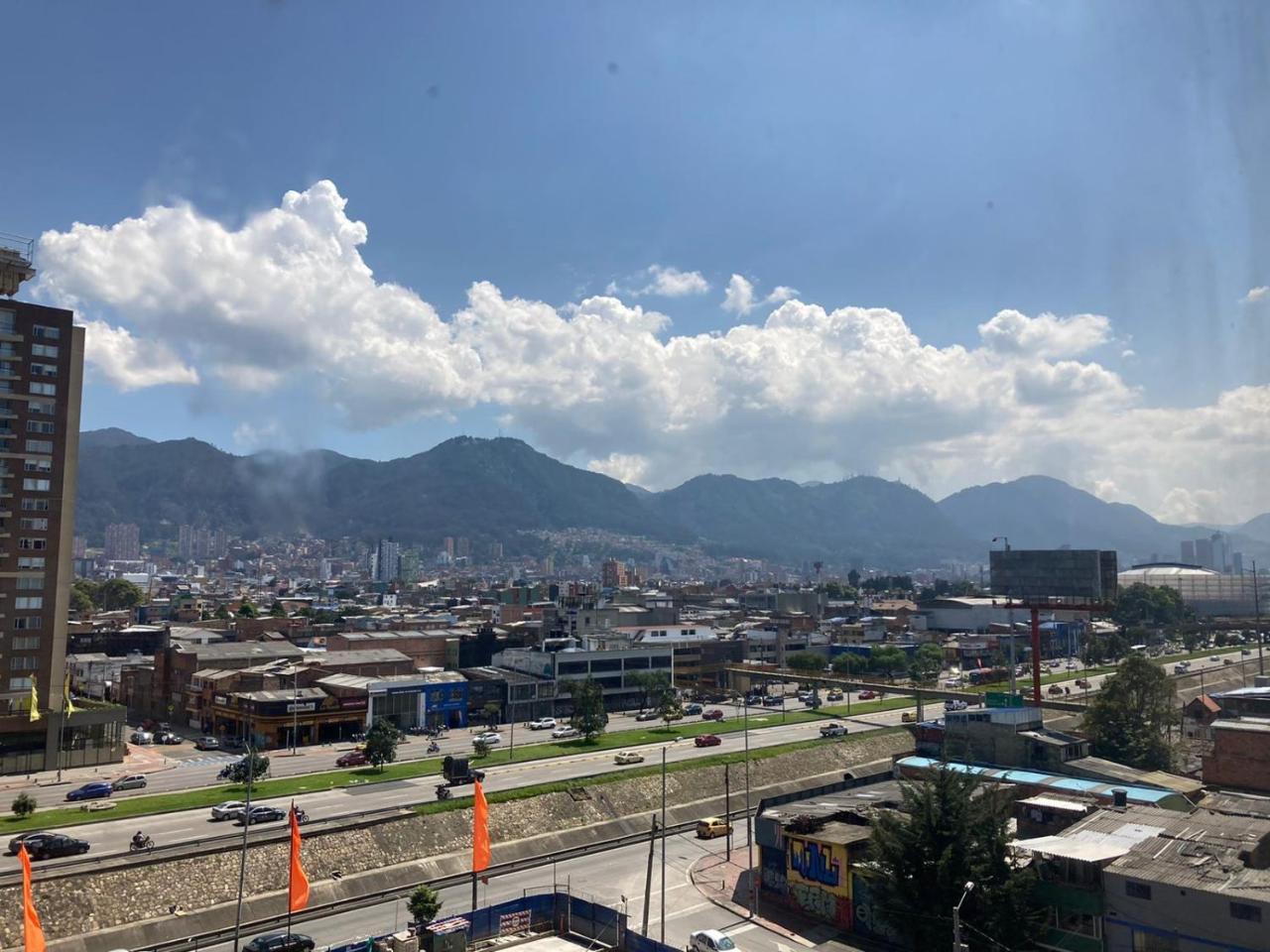 CONFORT HOUSE BOGOTA - Housity