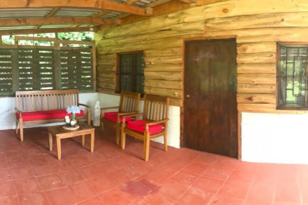 Apaneca, cabaña familiar completa, 12 personas - Housity