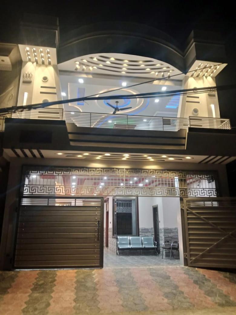 Noor Mahal Guest House,Noor Mahal Rood Bwp 03009686091 - Housity