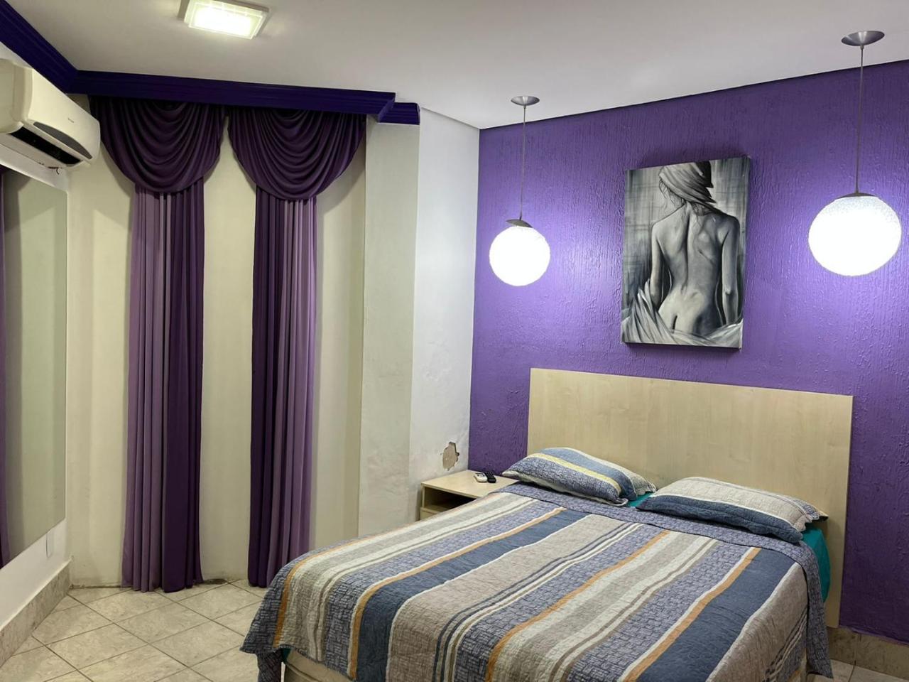 Amazonas Flat 3 - até 4 pessoas ! - Housity