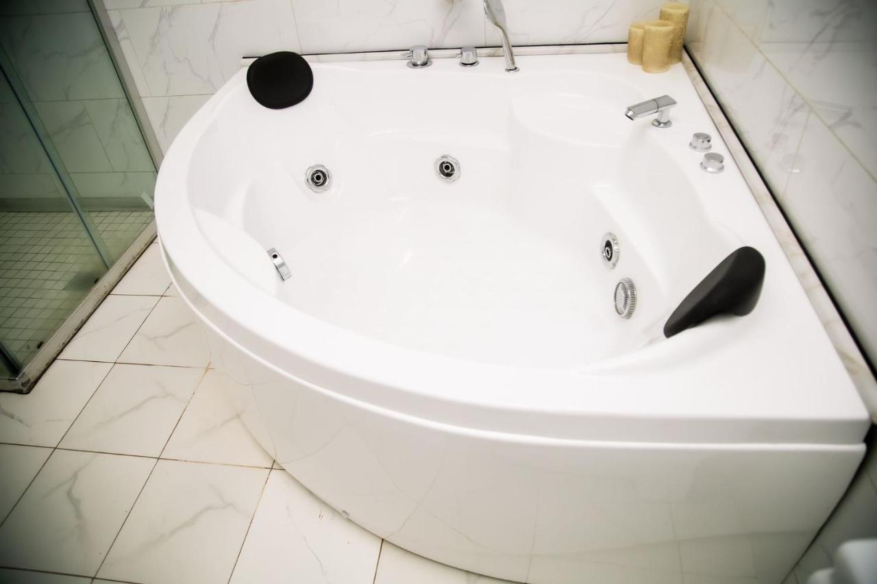Raika Executive Villa - Housity