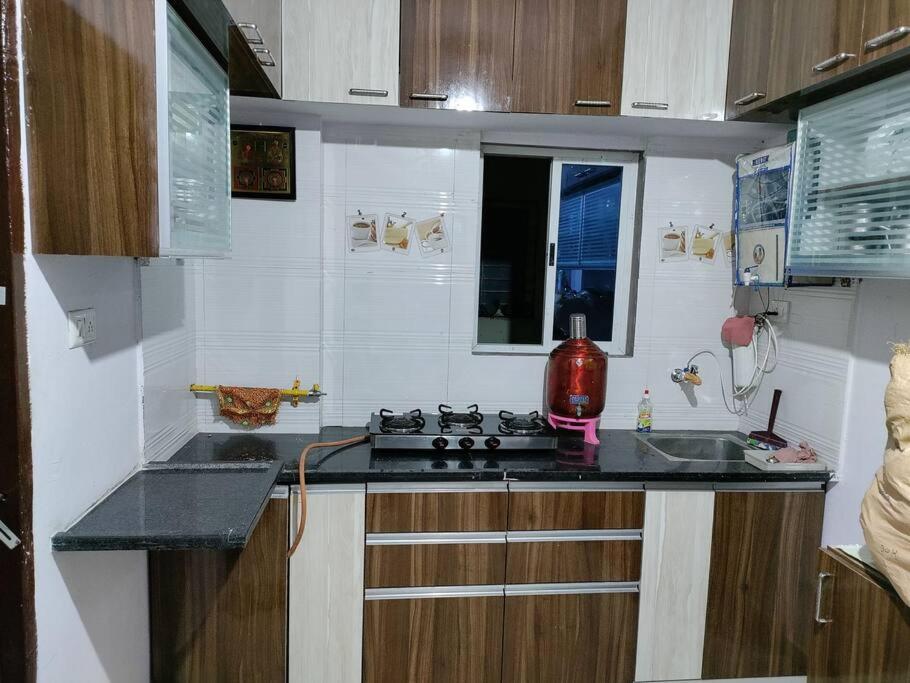 1BHK Entire Flat with Kitchen R O Water AC Geyser Fridge TV Washing Machine - Housity