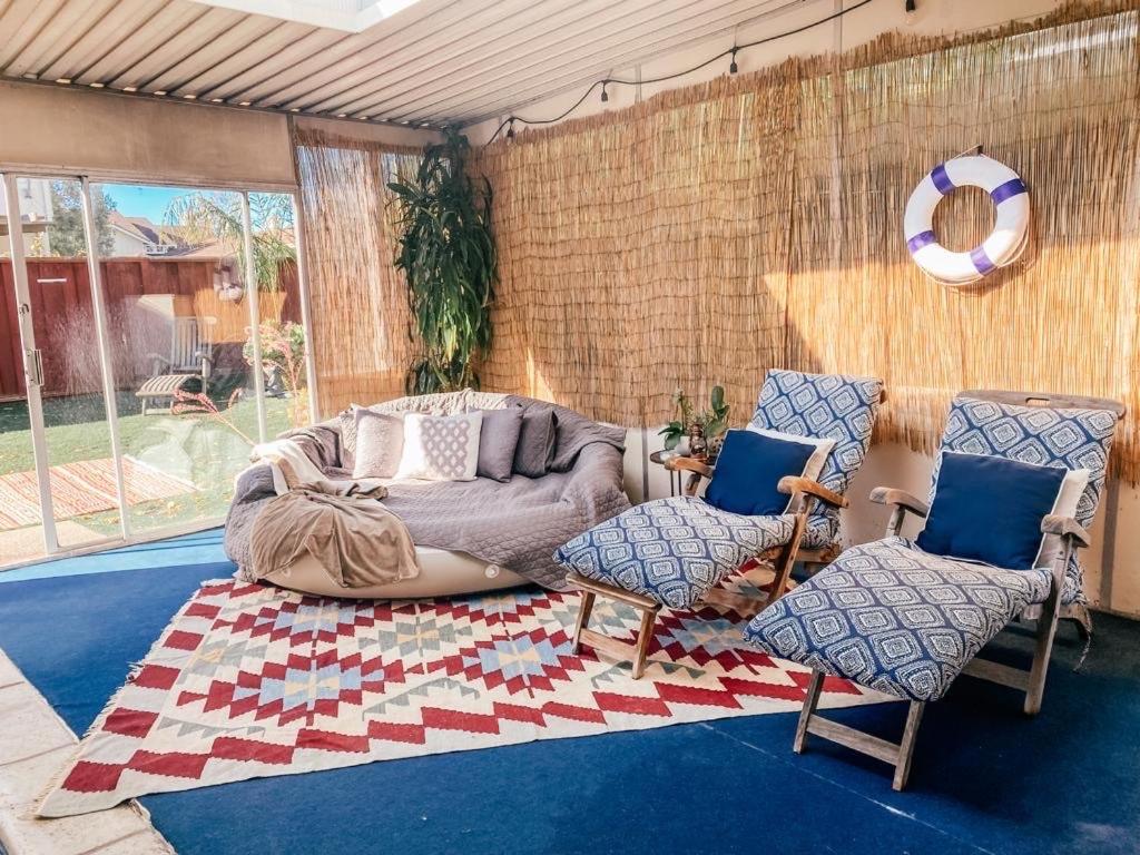 Cloud House Indoor Heated Pool & Jacuzzi - Housity