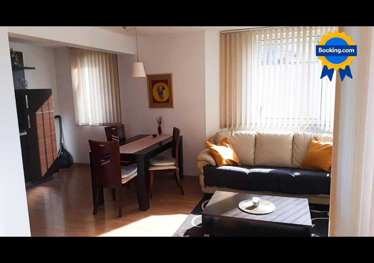 Sunlight Apartment - Housity