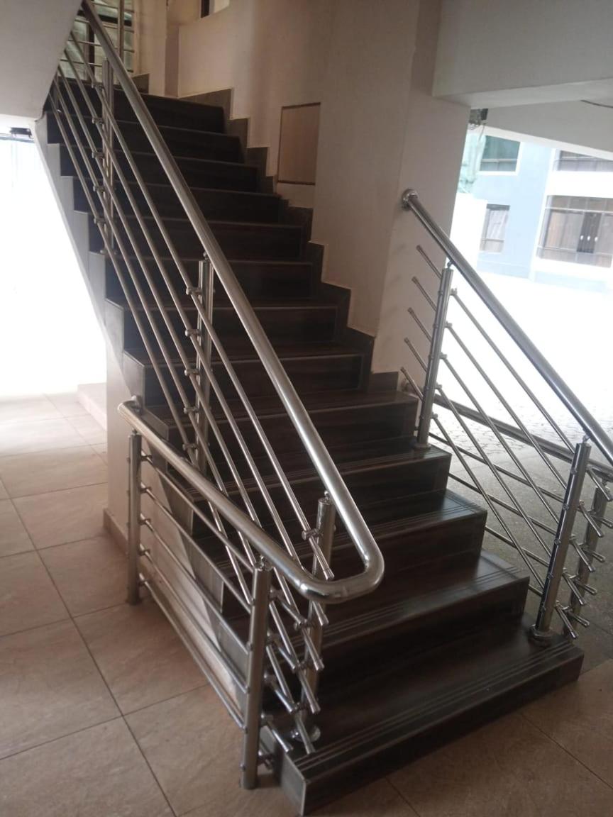 Zuri s - Housity
