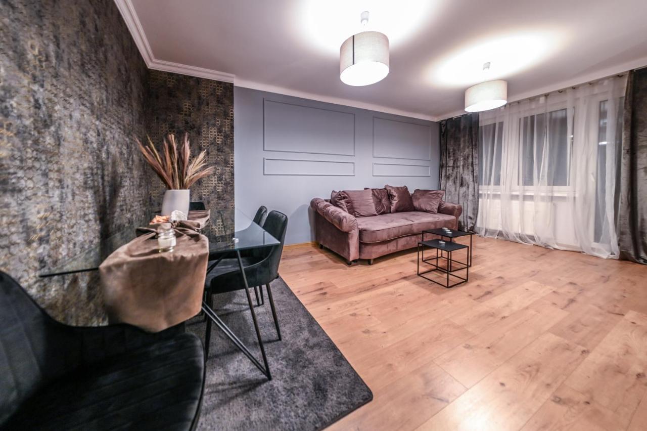 Silver apartment Cz?stochowa - Housity