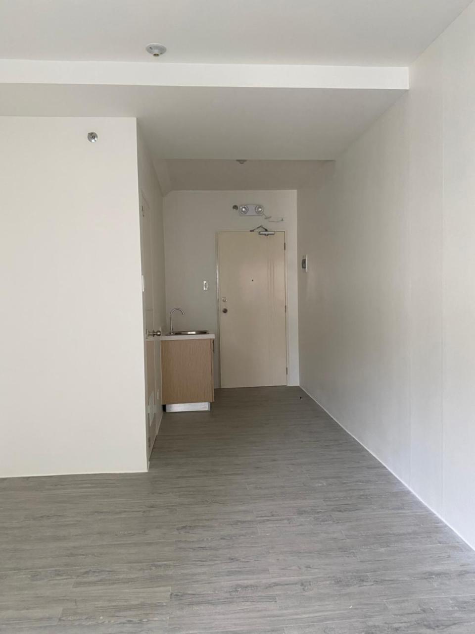 Amaia Steps Alabang studio unit for rent near Alabang CBD - Housity